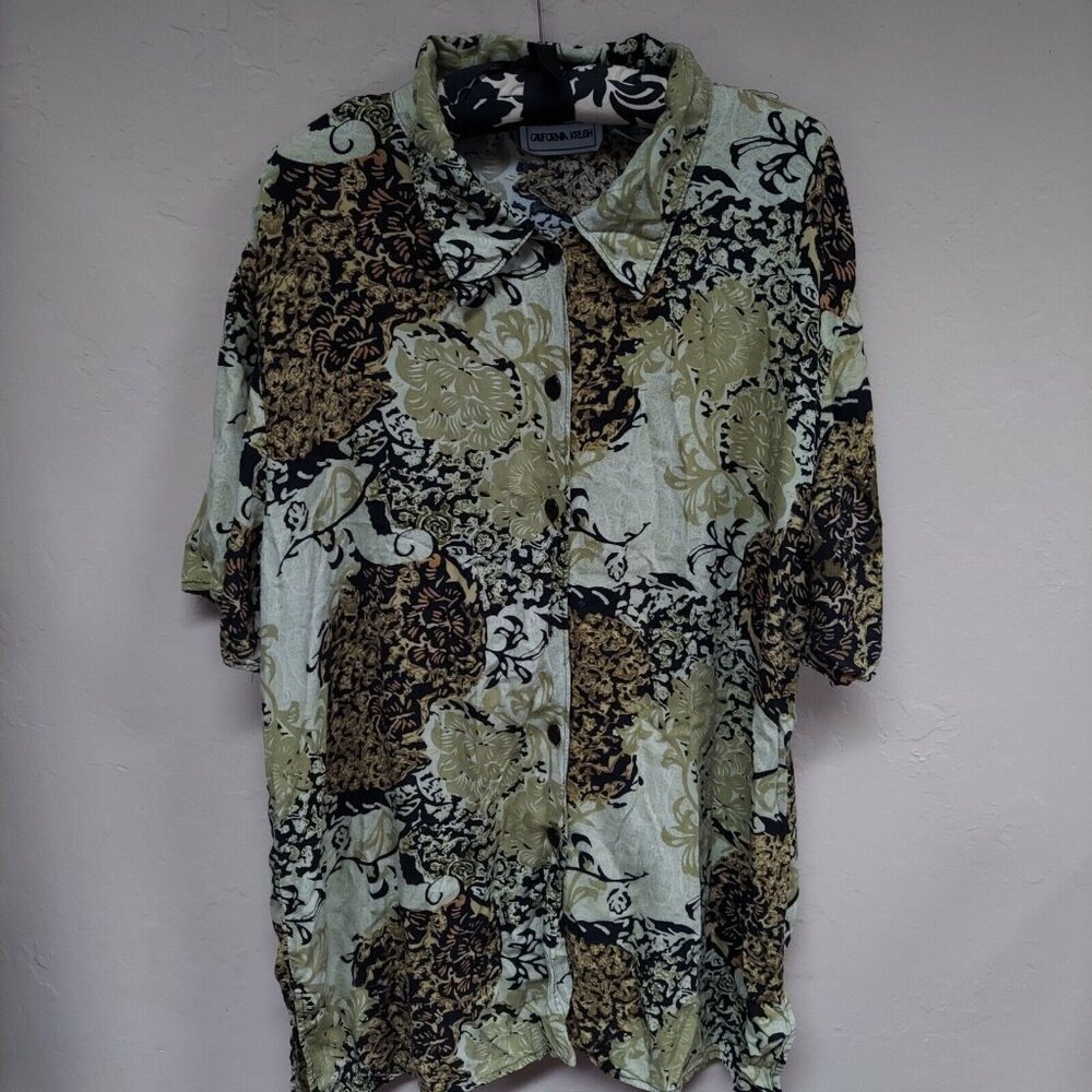 California Krush Womens Size 1X Button Down Shirt Top Rayon Floral Multicolor